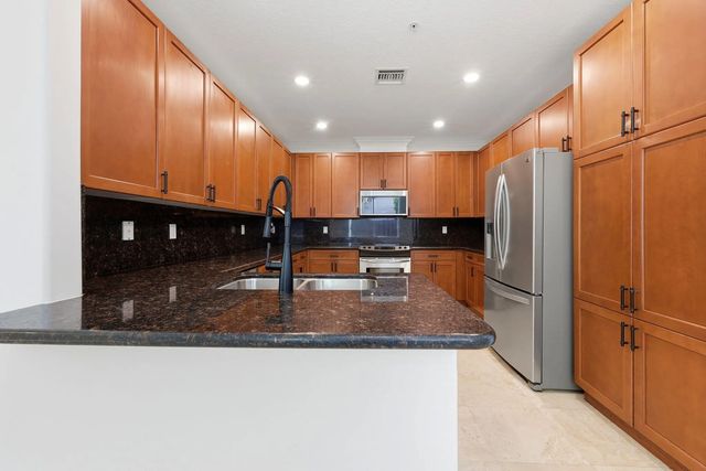 4 of 34 - 1812 Ne 26th Avenue, Fort Lauderdale, FL