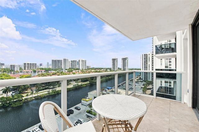 3625 N Country Club Drive #1210, Aventura
