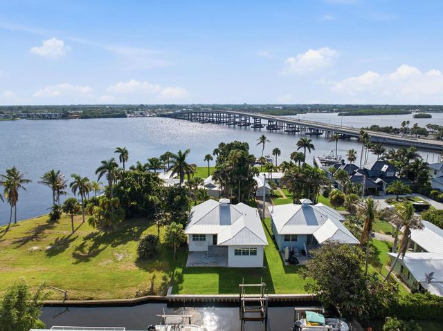 2534 Sw Conch Cove Lane, Palm City