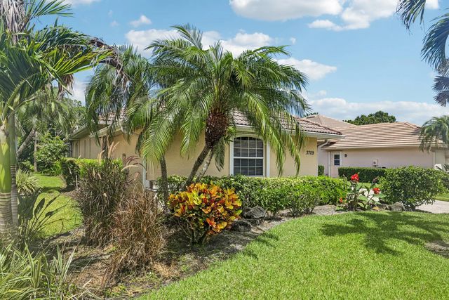 2 of 30 - 3709 Nw Royal Oak Drive, Jensen Beach, FL