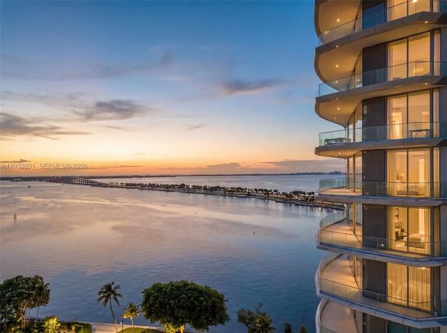 175 Se 25th Road #604, Miami