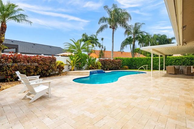 3 of 40 - 5621 Thornbluff Avenue, Davie, FL