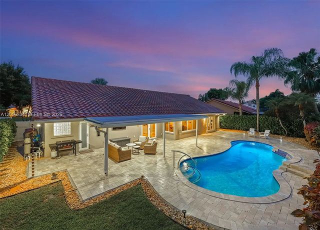 5 of 40 - 5621 Thornbluff Avenue, Davie, FL