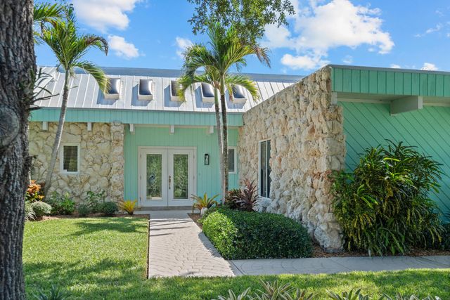 3 of 41 - 220 Sw Willow Lake Trail, Stuart, FL