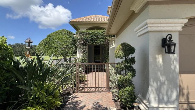 3 of 31 - 102 Se Rio Palermo, Port St. Lucie, FL