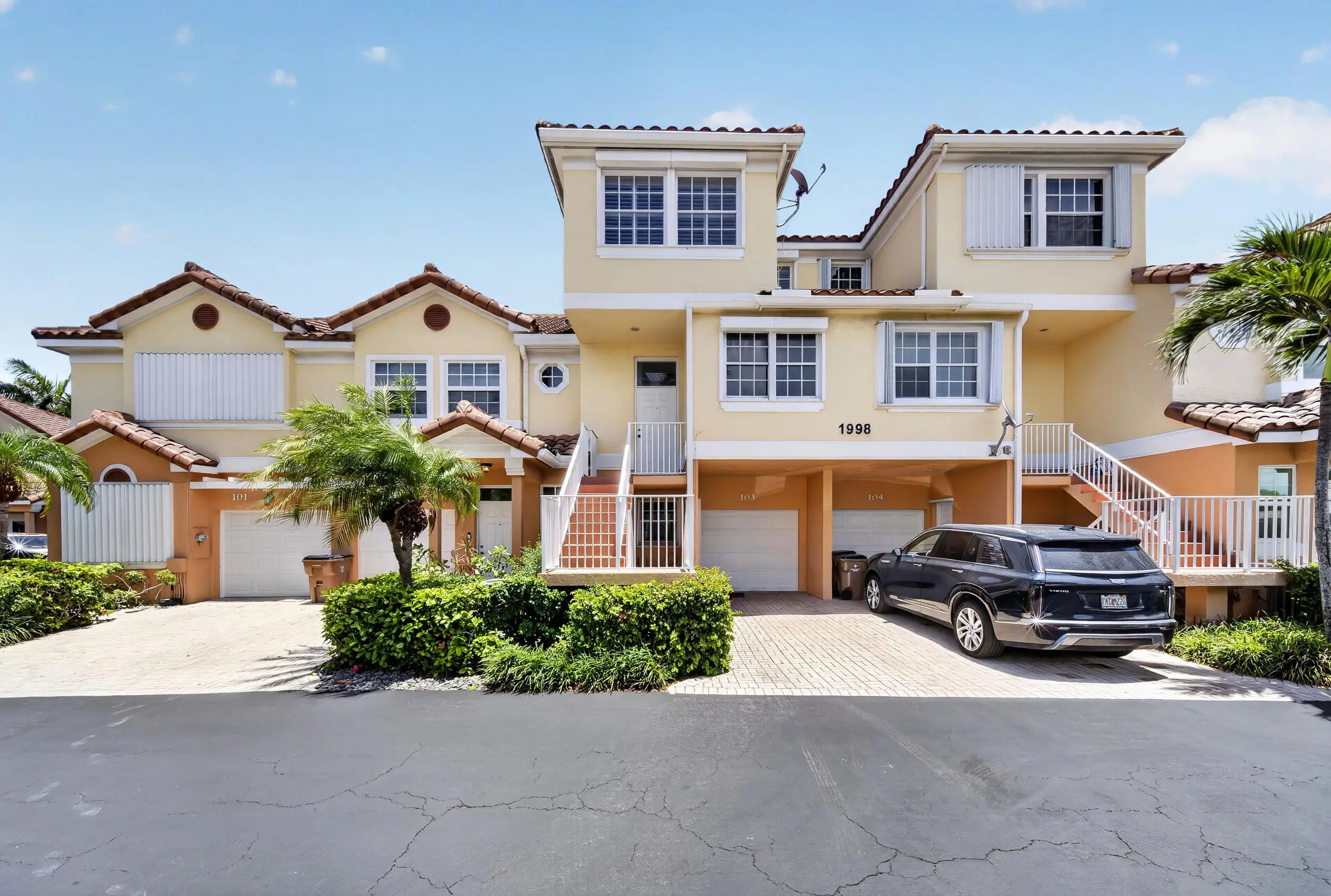 1998 Ne 7th Street #103, Deerfield Beach