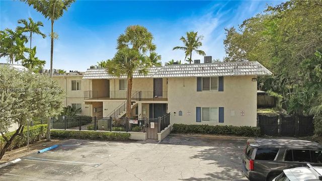 3 of 27 - 8617 Sw 68th Court #24, Pinecrest, FL