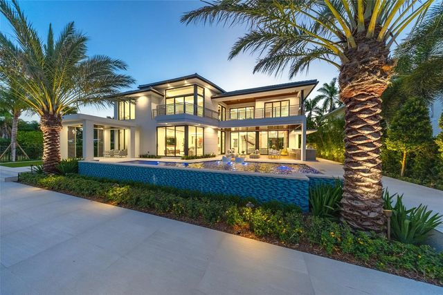 2 of 86 - 24 Fiesta Way, Fort Lauderdale, FL