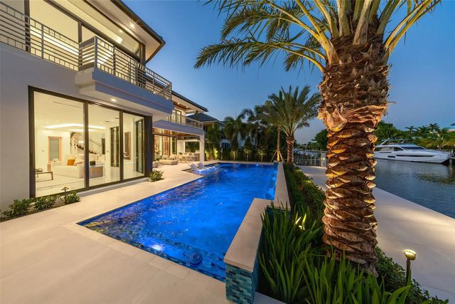 3 of 86 - 24 Fiesta Way, Fort Lauderdale, FL