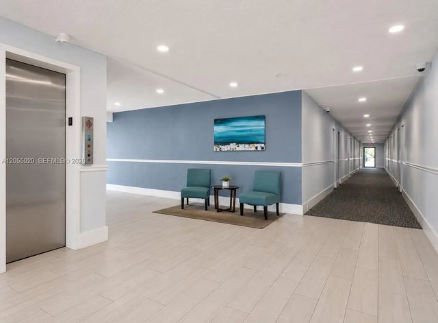9020 Ne 8th Avenue #2f, Miami Shores