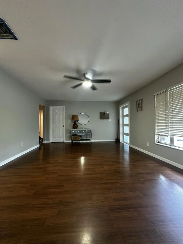 5 of 20 - 8211 Nw 91st Avenue, Tamarac, FL