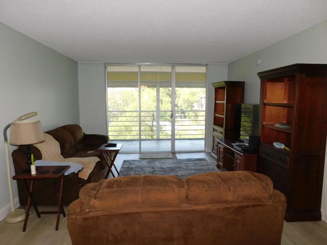 2 of 30 - 4851 Nw 26th Court #443, Lauderdale Lakes, FL