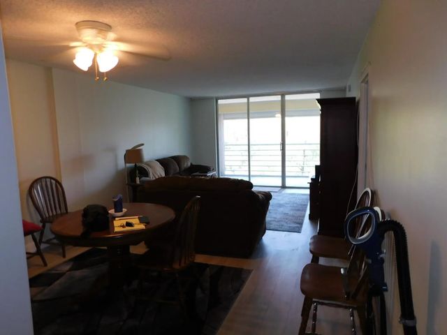 4 of 30 - 4851 Nw 26th Court #443, Lauderdale Lakes, FL