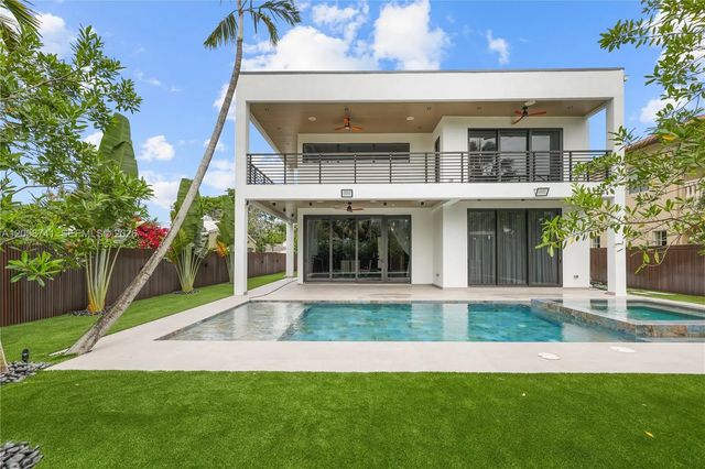 436 Ne 10th Avenue, Fort Lauderdale