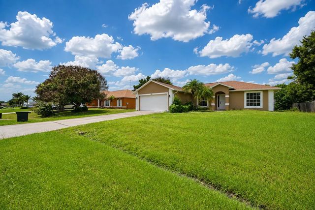2 of 23 - 491 Se Starflower Avenue, Port St. Lucie, FL