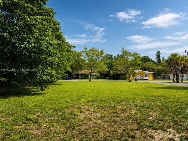 3 of 9 - 1820 Ne 153rd Street, North Miami Beach, FL