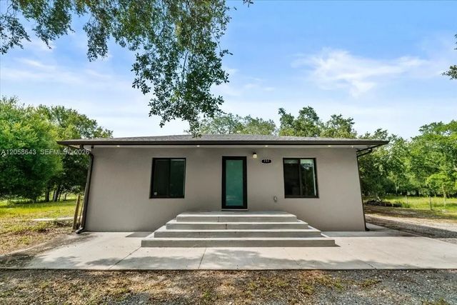 151 & 157 Horse Club Avenue, Clewiston