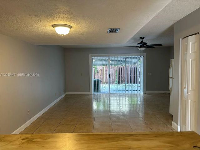 5 of 18 - 4159 Sw 66th Lane #120, Davie, FL