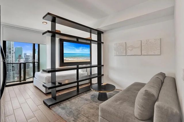 3 of 27 - 398 Ne 5th Street #3013, Miami, FL