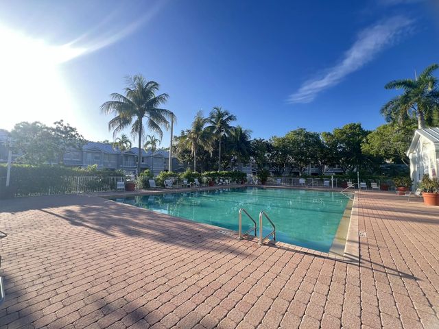 5 of 10 - 2116 Shoma Drive #unit 2116, Royal Palm Beach, FL