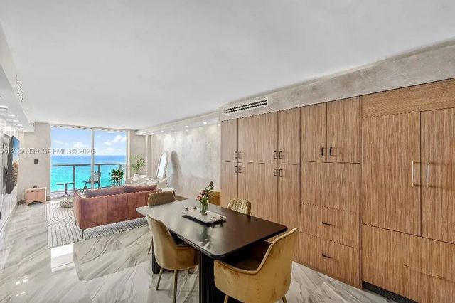 5 of 49 - 2457 Collins Avenue #1603, Miami Beach, FL