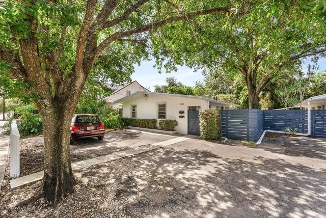 5 of 18 - 923 W Las Olas Boulevard #1-2, Fort Lauderdale, FL