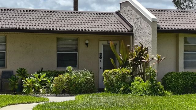 4 of 19 - 173 Lake Meryl Drive, West Palm Beach, FL