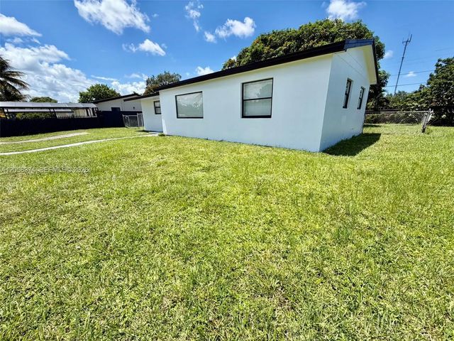 4 of 26 - 1101 Nw 201st Street, Miami Gardens, FL