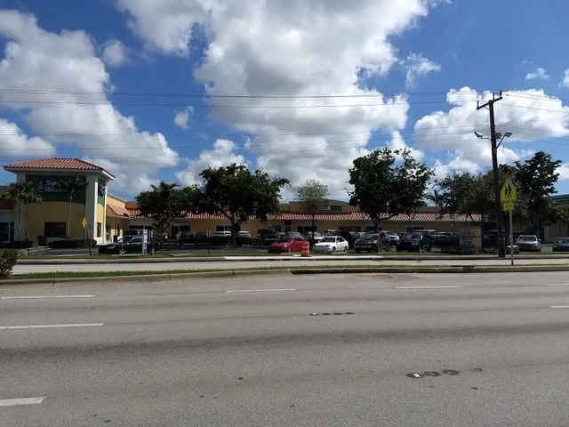 3 of 13 - 660 N State Rd 7, Plantation, FL