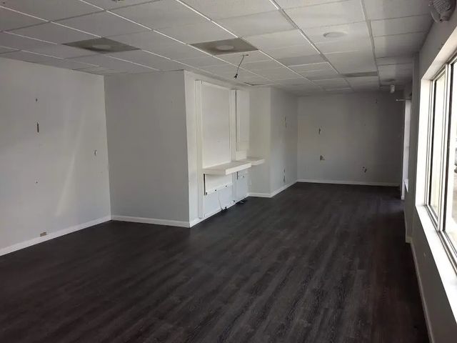 5 of 13 - 660 N State Rd 7, Plantation, FL