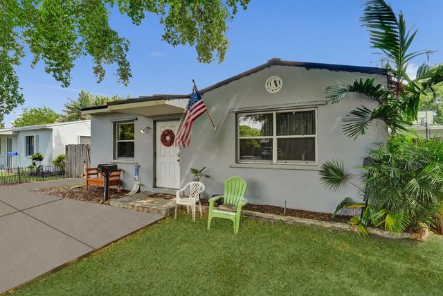 2815 Adams Street, Hollywood