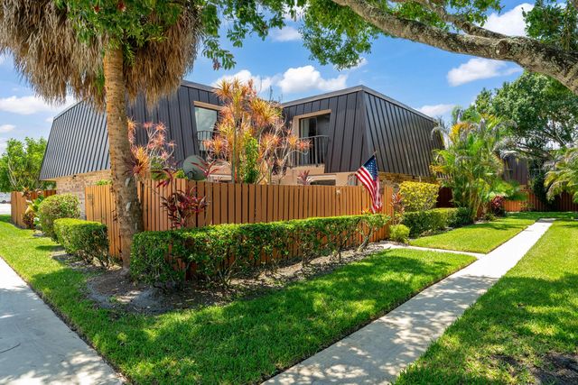 2 of 23 - 5684 Se Windsong Lane, Stuart, FL