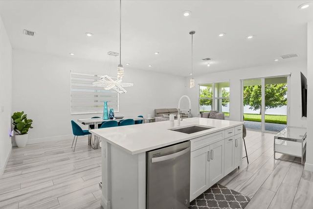 5 of 36 - 10704 Sw Estella Lane, Port St. Lucie, FL