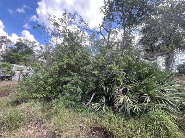 3 of 5 - 3608 Smithtown Road, Sebring, FL
