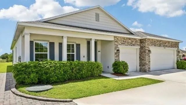 2 of 26 - 717 Cavern Terrace, Sebastian, FL