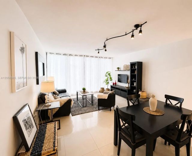 4 of 15 - 3505 S Ocean Drive #411, Hollywood, FL