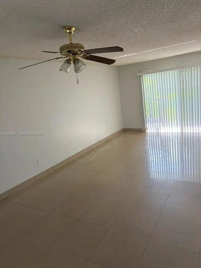 5 of 24 - 3461 Nw 44th Street #102, Oakland Park, FL