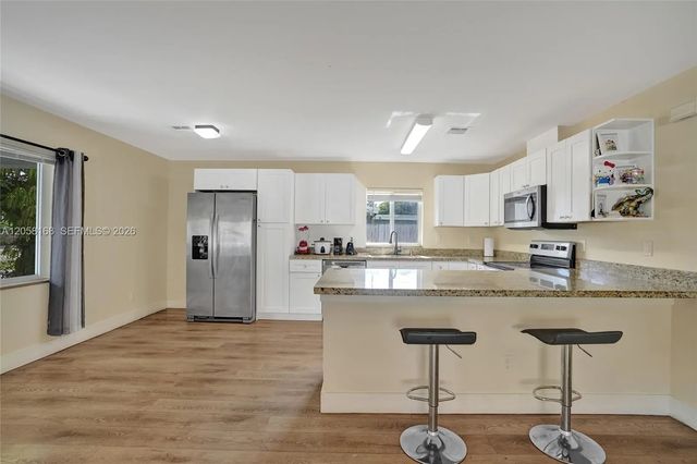3 of 29 - 2820 Nw 4th Street, Pompano Beach, FL