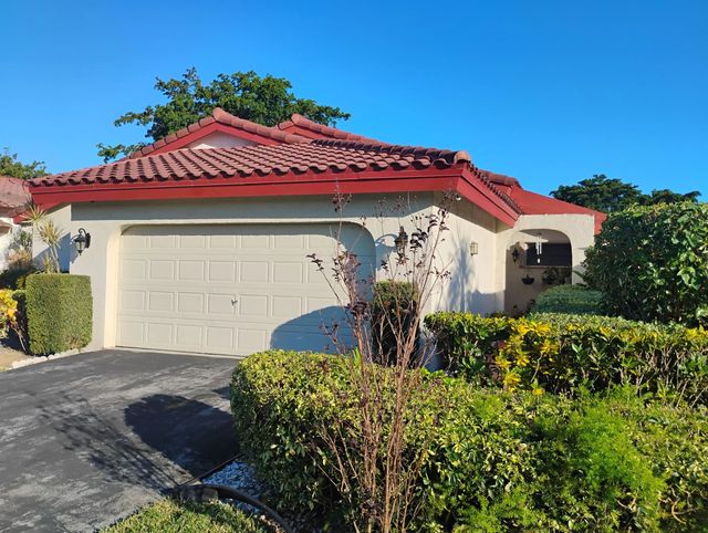 5665 Lakeview Mews Drive, Boynton Beach