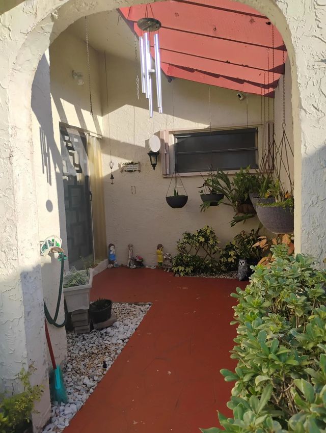 3 of 35 - 5665 Lakeview Mews Drive, Boynton Beach, FL