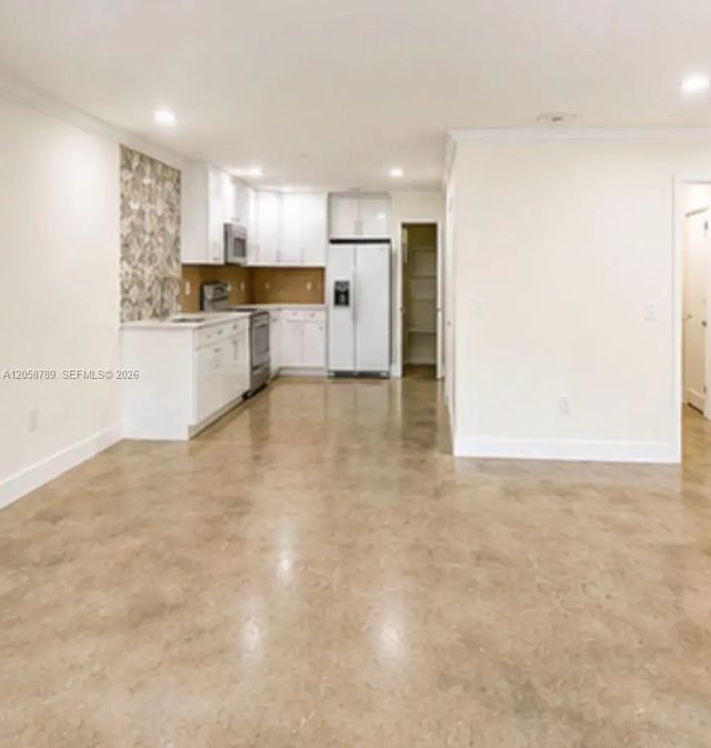 5 of 40 - 15410 Sw 82nd Lane #821, Miami, FL