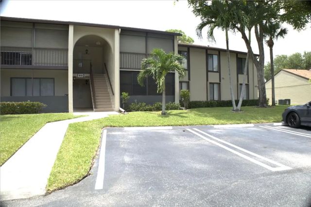 815 Sky Pine Way #d2, Greenacres