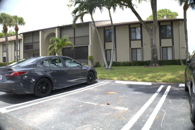 2 of 40 - 815 Sky Pine Way #d2, Greenacres, FL