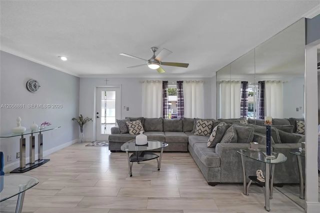 2 of 40 - 6708 Nw 57th Court, Tamarac, FL
