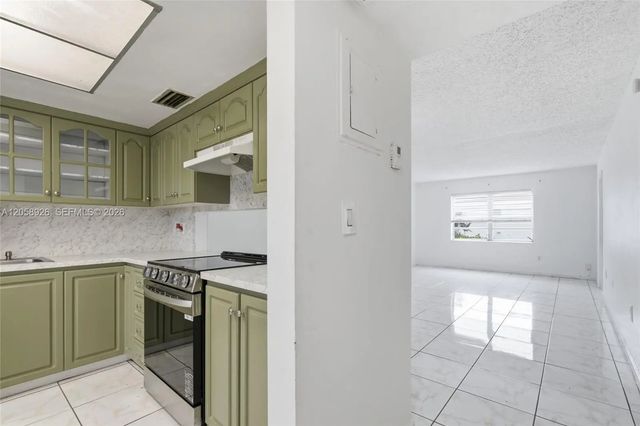 4 of 29 - 19051 Ne 2nd Avenue #1503, Miami, FL