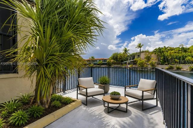 8350 Dundee Terrace, Miami Lakes