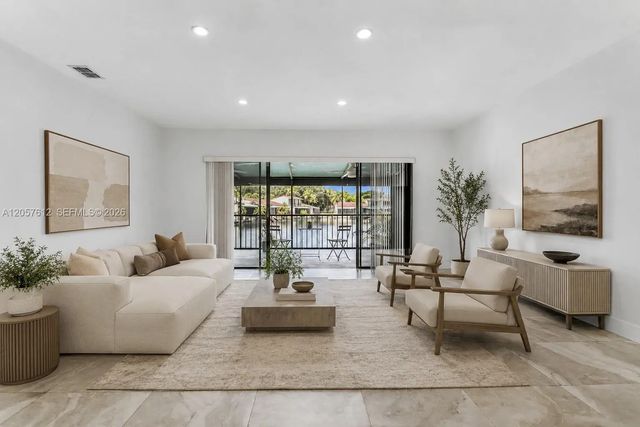 5 of 68 - 8350 Dundee Terrace, Miami Lakes, FL