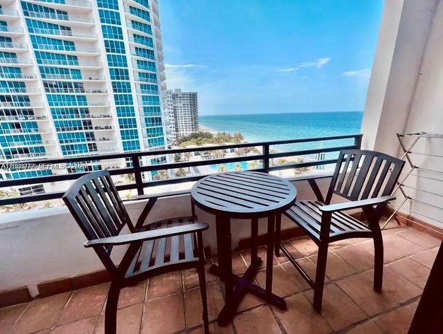 2 of 6 - 3505 S Ocean Drive #911, Hollywood, FL