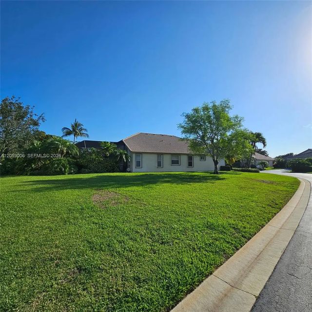 3 of 37 - 2540 Egret Lake Drive, Greenacres, FL