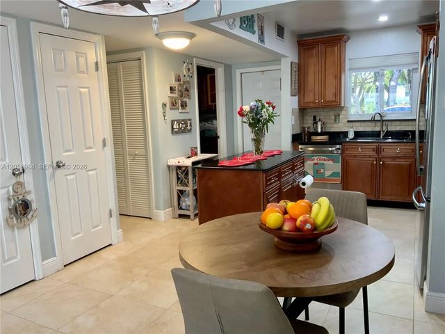 5 of 24 - 3321 Farragut Street #7h, Hollywood, FL